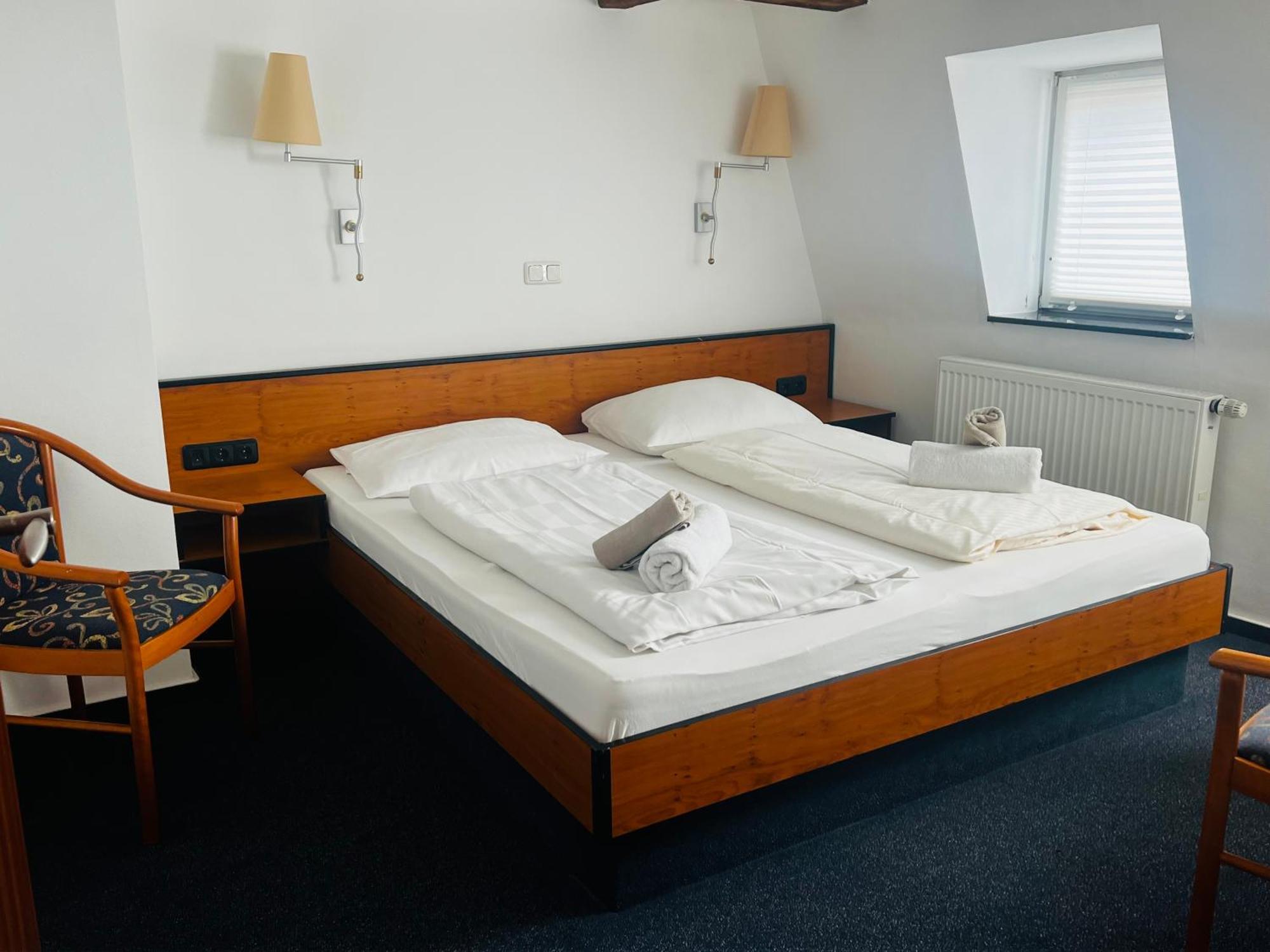Hotel Am Malerwinkel ヴェルトハイム エクステリア 写真